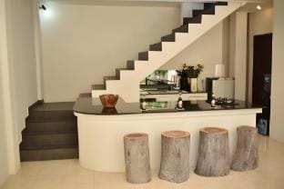 50meter from the beach, 2BD Villa#2Seminyak/Oberoi Villa in Kuta