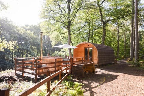 Broomhills Farm River Eco Pods Farm Stay in England