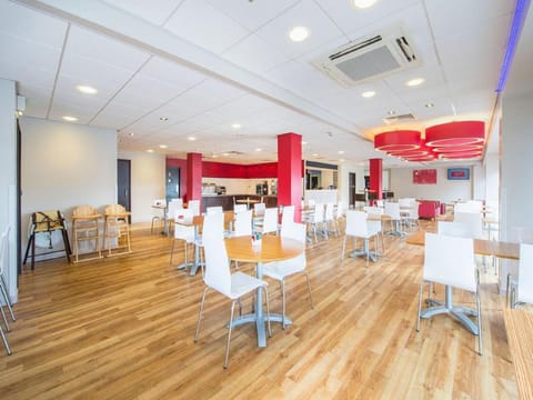 Travelodge Liverpool Central The Strand Hotel in Liverpool