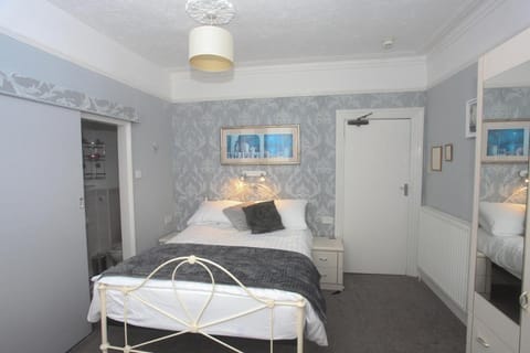 The Clydesdale Bed and Breakfast in Paignton