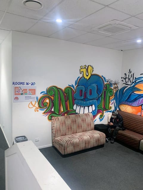 Metro Adventurer Backpackers Hostel in Auckland