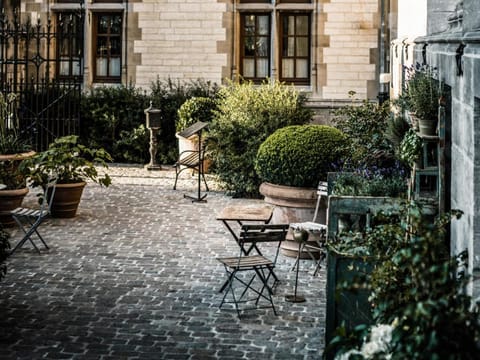 1898 The Post Hotel in Ghent