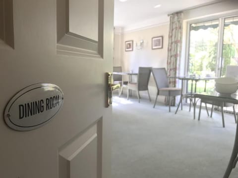 Coombe House Bed and Breakfast in Bourton-on-the-Water