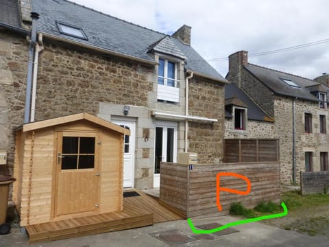 Gite es Omnes Vacation rental in Brittany