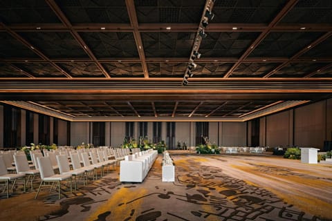 Bali Beach Hotel Hotel in Denpasar