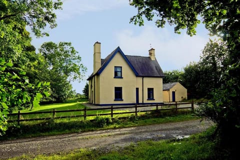 The Gardener's Cottage Vacation rental in County Sligo