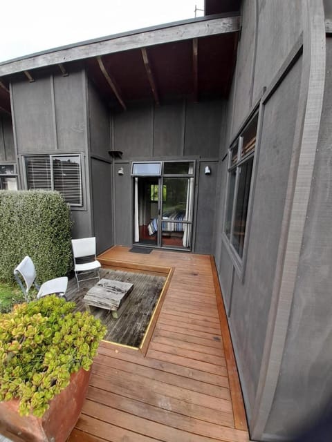 Piha Beachstay Accommodation Vacation rental in Auckland