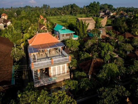 Kememai Hostel Hotel in Sukawati