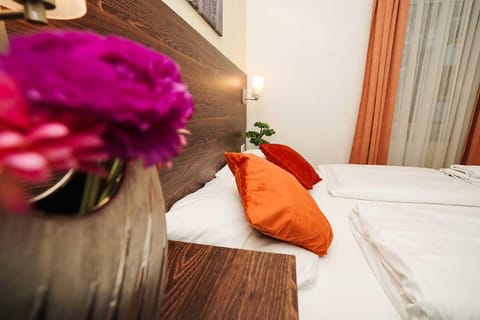 Hotel Little Paris Hotel in Frankfurt