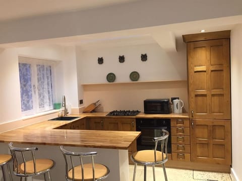 8 Owls B&B Hotel in Glastonbury