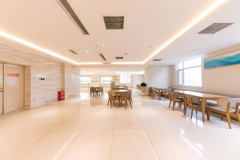 Ji Hotel Zhuozhou East Station Hotel in Beijing