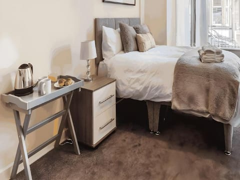 Townhouse @ 62 Samuel Street Crewe Hotel in Crewe