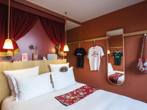 MOB HOTEL Paris Les Puces Hotel in Saint-Denis, France