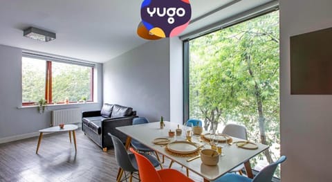 Broadstone Hall - Student Accommodation Hotel in Dublin