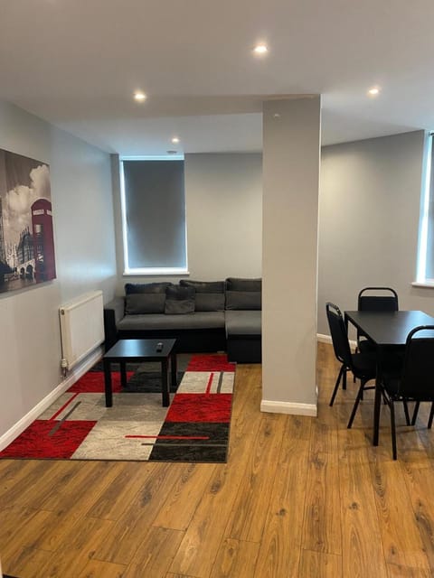 Showcase Apartments - Kimberley House Apartment in Leicester