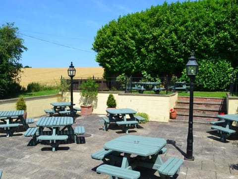 The Tap House Motel in South Derbyshire District