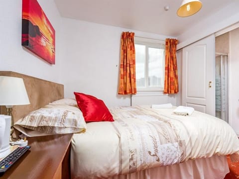 Holmeleigh Hotel Bed and Breakfast in Blackpool