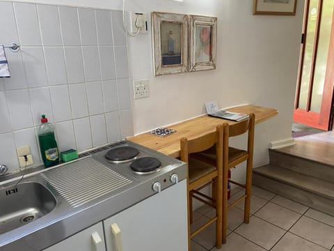 Valley Heights Guest House and B & B Bed and Breakfast in Cape Town