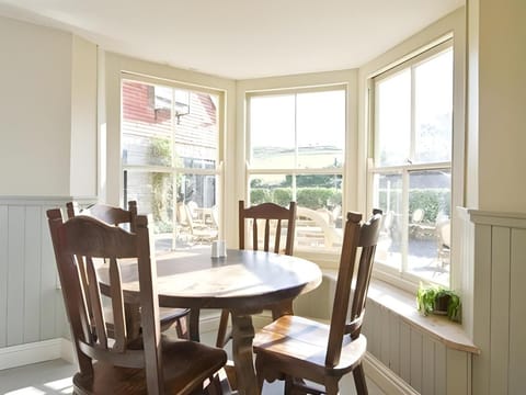 Bishops Cottage Hotel in Purbeck District