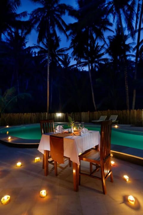 Crystal Bay Villa & Residence Hotel in Nusapenida