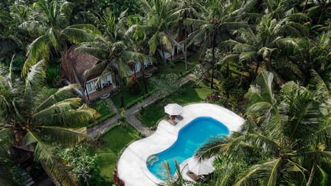 Crystal Bay Villa & Residence Hotel in Nusapenida