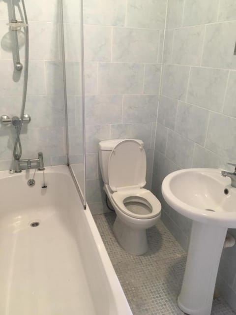 MARLEY MANSIONS APARTMENT - Clarendon Apartment in Wallasey