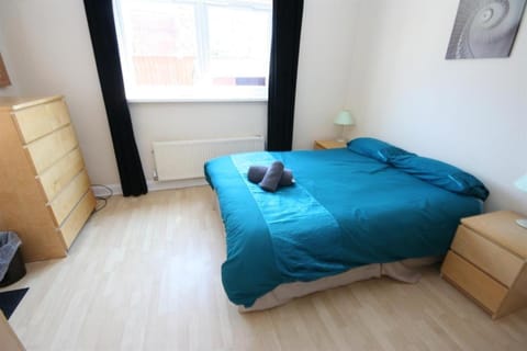 MARLEY MANSIONS APARTMENT - Clarendon Apartment in Wallasey