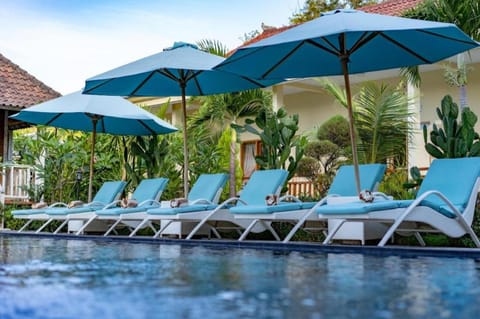 Bali Nusa Cottage Campground/ 
RV Resort in Nusapenida