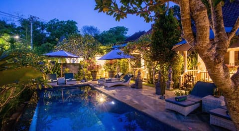 221 Garden Cottages Campground/ 
RV Resort in Nusapenida