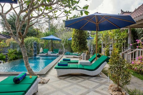 221 Garden Cottages Campground/ 
RV Resort in Nusapenida