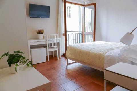 Gialel Pisa Guest House Bed and Breakfast in Pisa