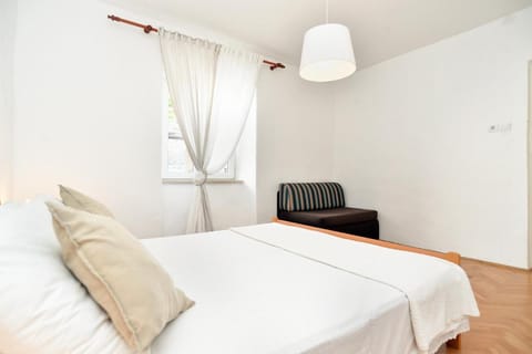 House 1037 Vacation rental in Fažana