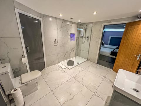 Fountain House Bed and Breakfast in Boston