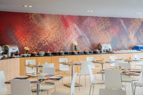 Fiesta Inn Express Perinorte Hotel in Hidalgo, Mexico