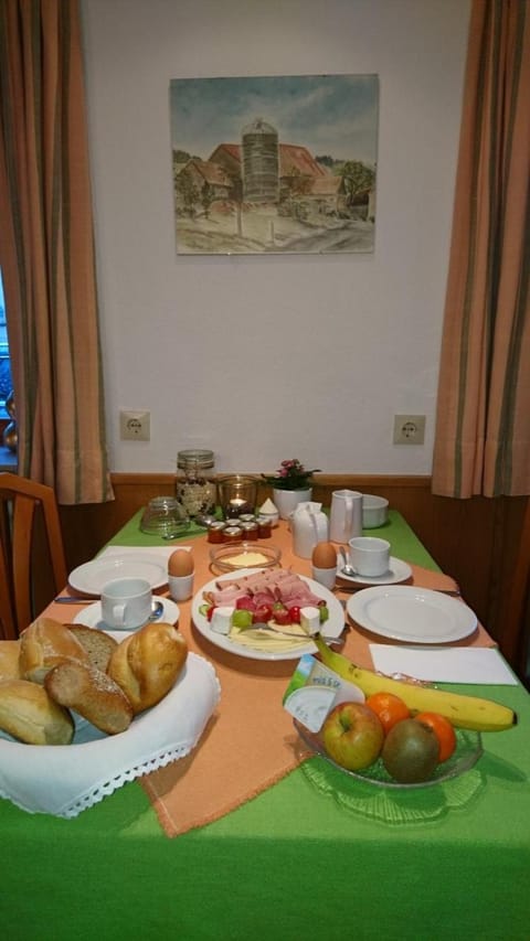 Pension Landhaus Fischer Bed and Breakfast in Rhineland-Palatinate