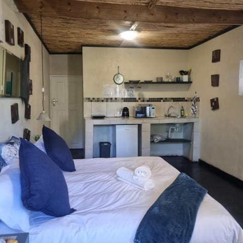 Bedrock Guest Studios Bed and Breakfast in Cape Town