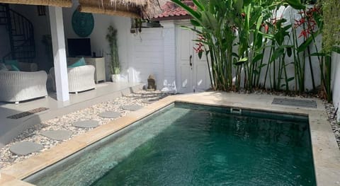 Villa Tiga Kelapa Hotel in Kuta