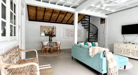 Villa Tiga Kelapa Hotel in Kuta