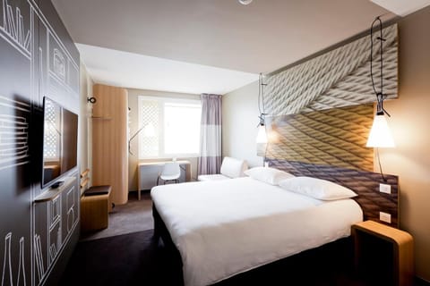 ibis Lyon Carre De Soie Hotel in Vaulx-en-Velin