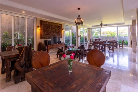 Kecik Inn Hotel in North Kuta