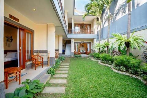 Sakura Guesthouse Hotel in North Kuta