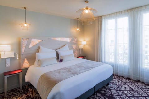 Mercure Paris Pont de Levallois Neuilly Hotel in Levallois-Perret