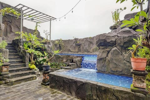 OYO 3975 Gita Inn Hotel in Denpasar