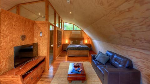 43 Degrees Bruny Island Apartment in South Bruny