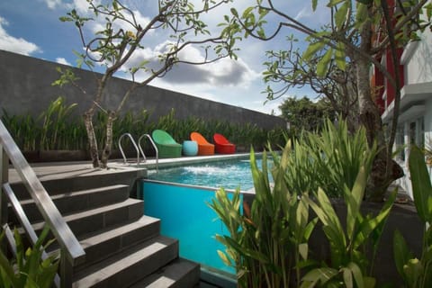 Zuri Express Jimbaran Hotel in Kuta Selatan
