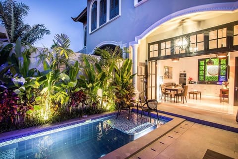 Villa Pulau Rumah Seminyak Villa in Kuta