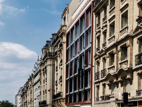 Hotel Mercure Paris 17 Batignolles Hotel in Paris