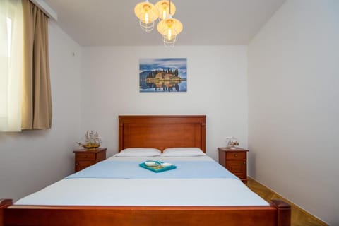 Villa DiEden Bed and Breakfast in Budva