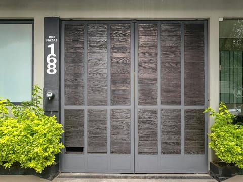 Armonik Suites Hotel in Mexico City