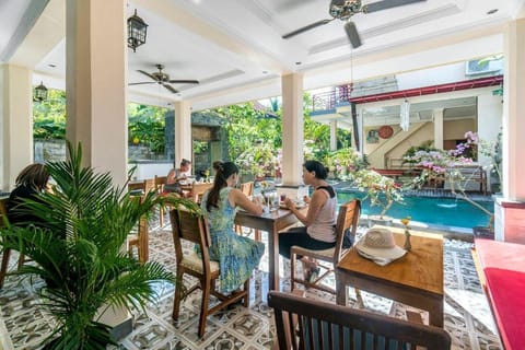 Metteyya Guesthouse Bed and Breakfast in Ubud